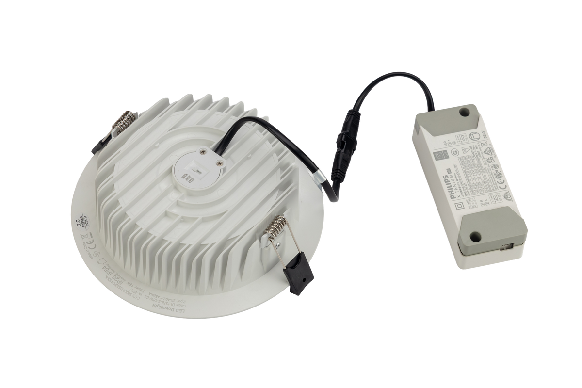 Downlight Torino · Ø170 · 6-12W · 3CCT · Eurostekker